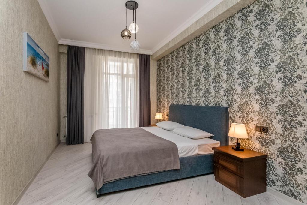 Luxury City Center Apartment room 1